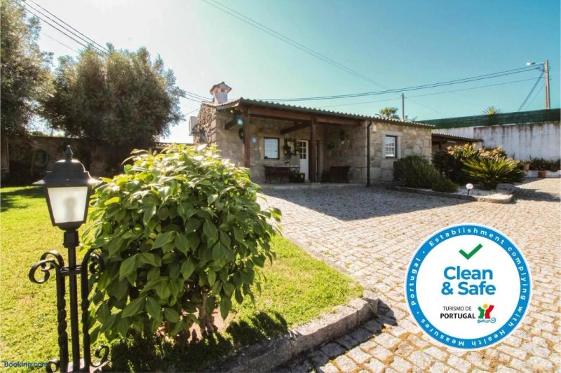 Casa Largo Do Porto - Vacation Home With Swimming Pool