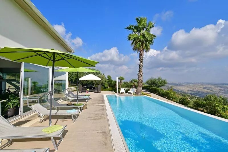 Villa Nausicaa - luxury villa with pool and views of unique panorama
