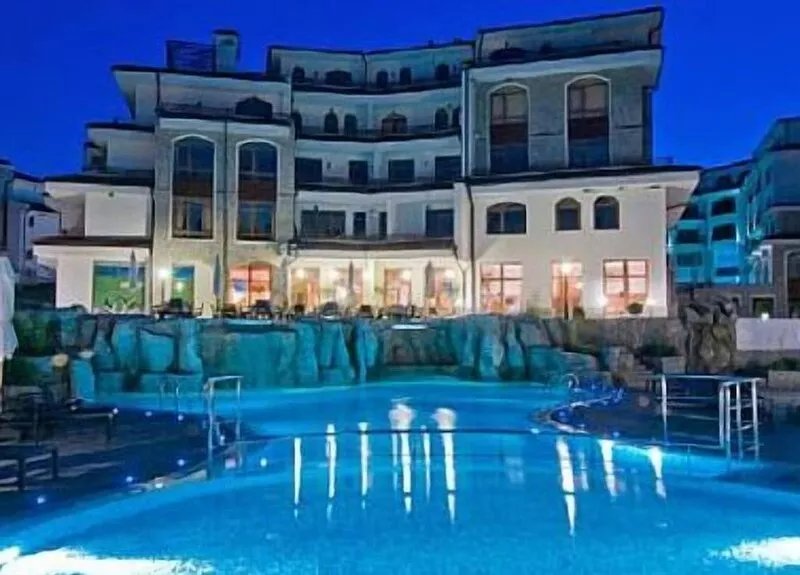 2 Bed, 2 bath villa with private pool on The Vineyards Spa Resort