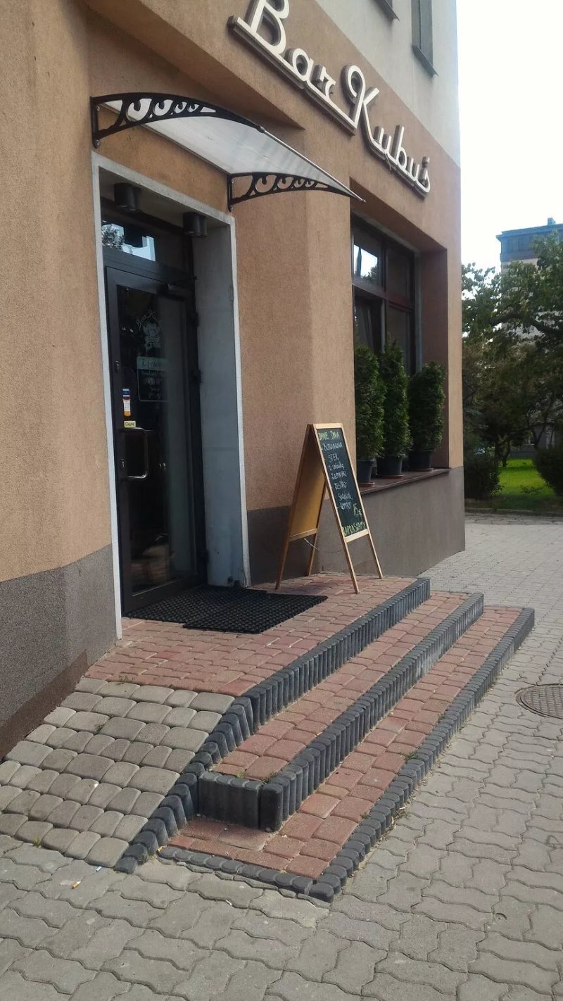 Kubus Bar