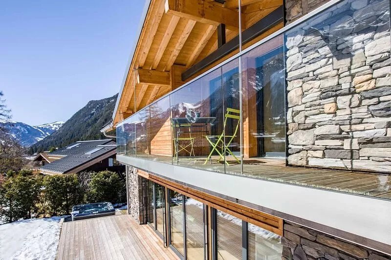 Chalet Montana -  a self catered chalet that sleeps 12 guests  in 5 bedrooms