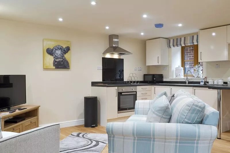 2 bedroom accommodation in Six Ashes, near Bridgnorth