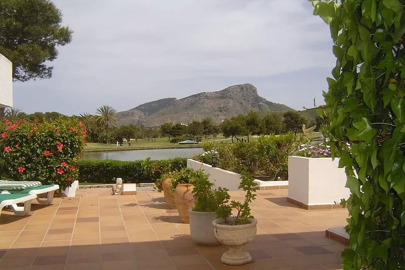 Fabulously well appointed two bedroom Golf Bungalow apartment