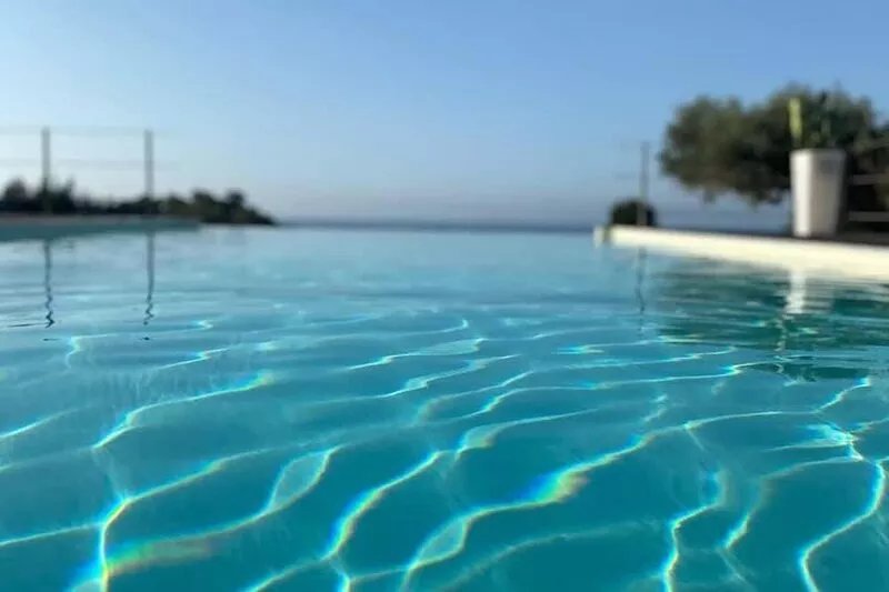 Independent villa between Trapani and San Vito Lo Capo, with swimming pool and