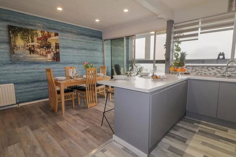 30 MAIN STREET, pet friendly, with a garden in Ballycarry