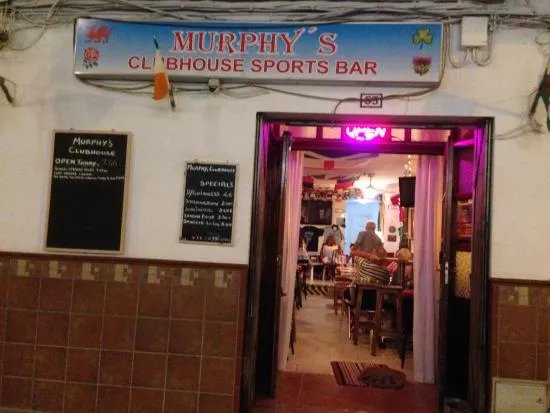 Murphy's Clubhouse Sports Bar