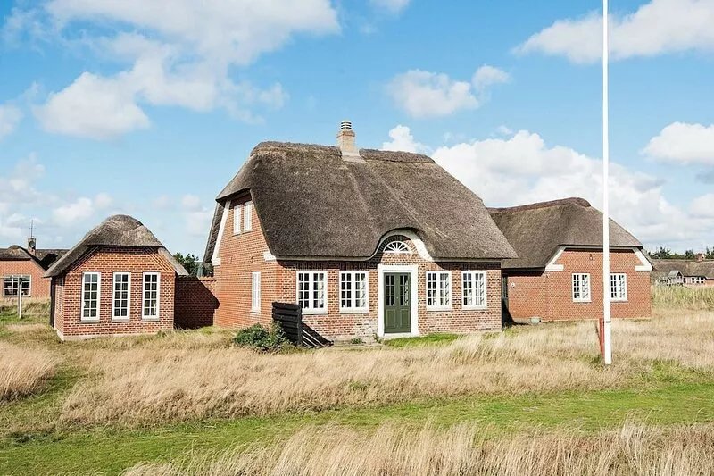 10 person holiday home in Blåvand