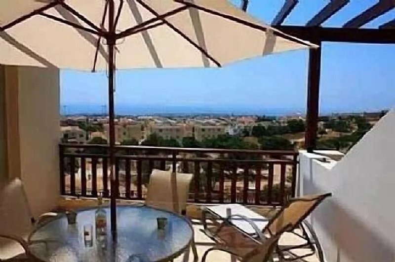 Apartment With Shared Pool And Fantastic Sea Views