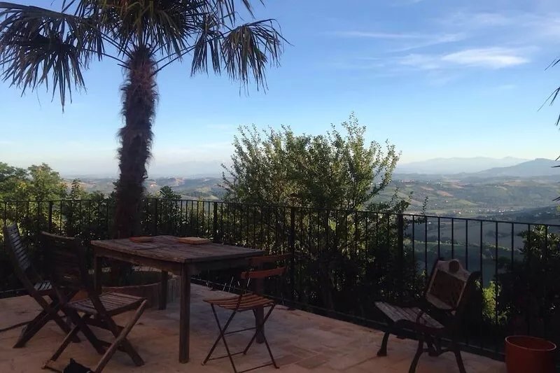 15th cent house centro storico of charming hilltown fabulous view