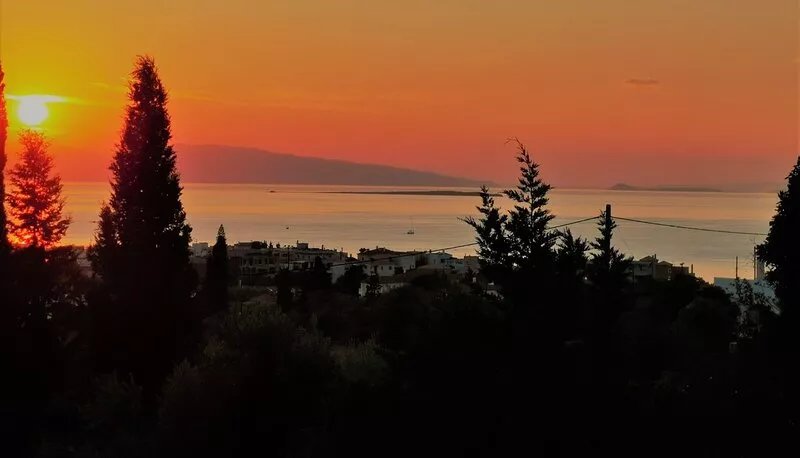 Miss Valentina - Amazing Stone Villa with Private Pool and Sunset Seaview