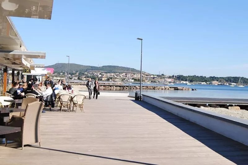 Architect house with pool near the sea (Sète), WiFi, Climate, Clévacances 4Clés