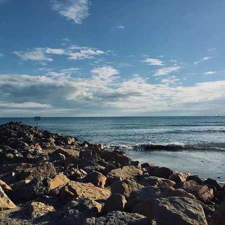 Plage Rive Gauche