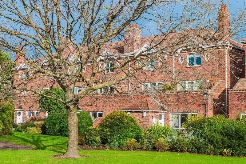 Stylish Townhouse in Central Dublin, 10 mins walk to RDS/Aviva, Free