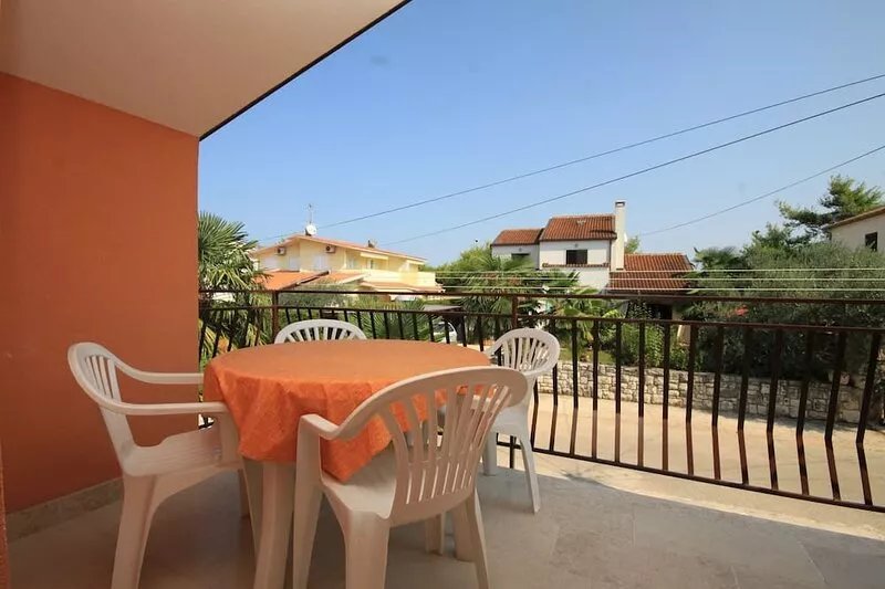 Two bedroom apartment with terrace Umag (A-7039-b)