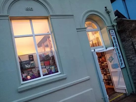 Old Hall Bookshop, Looe