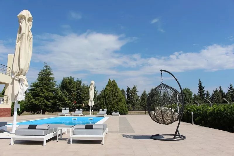 Exclusive house + swimming pool, 650 m to the sea overlooking the Aegean + Oly