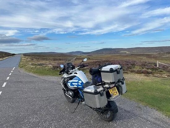 Superbike Rental & Tours
