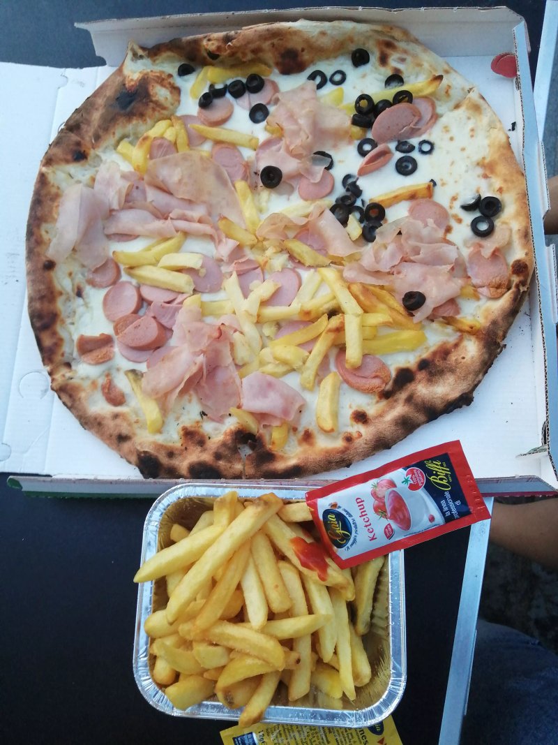 Pizzeria Padre Makary