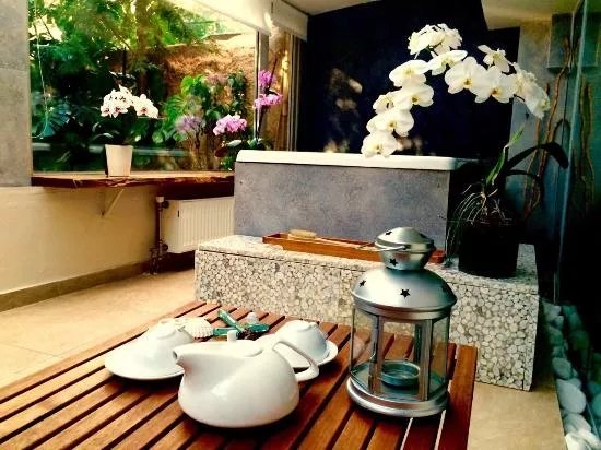 Mf Day Spa