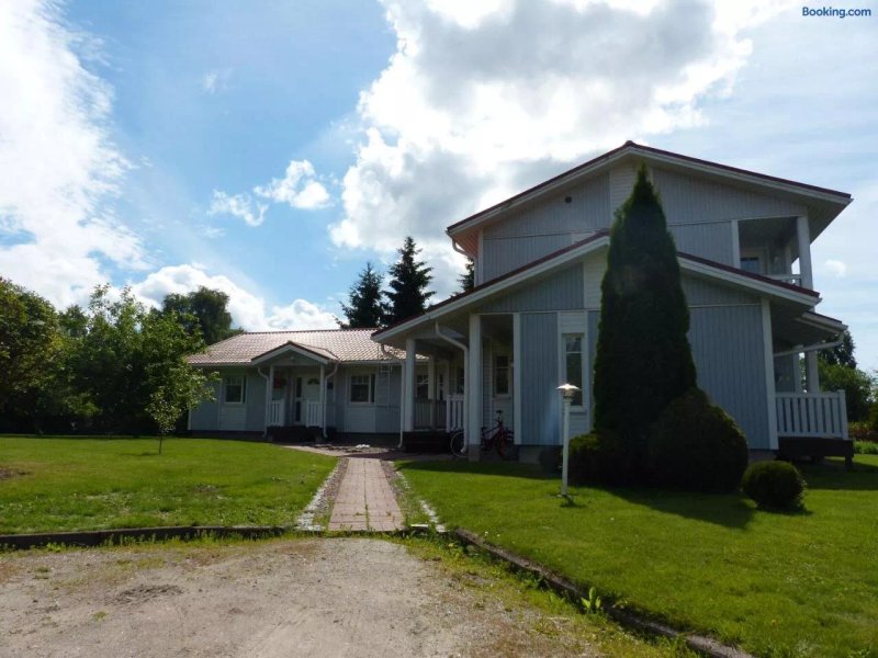 Westbay Inn