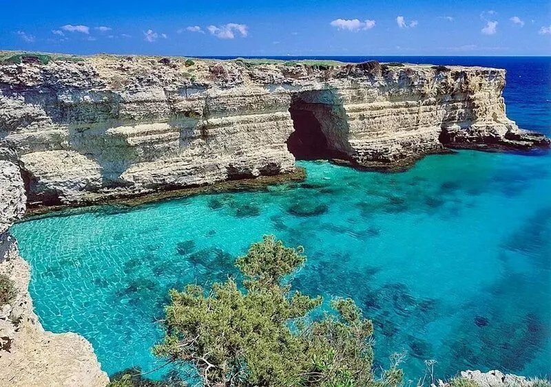 Otranto, very central, 50 m from the sea luxurious apartment