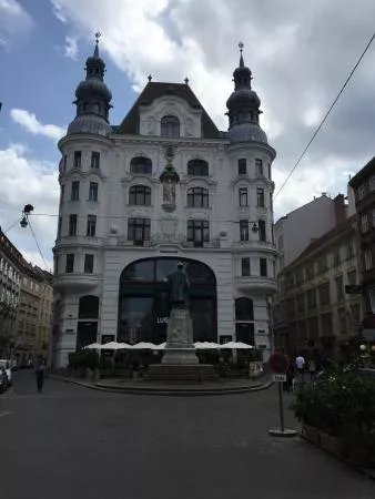 Johannes Gutenberg Monument