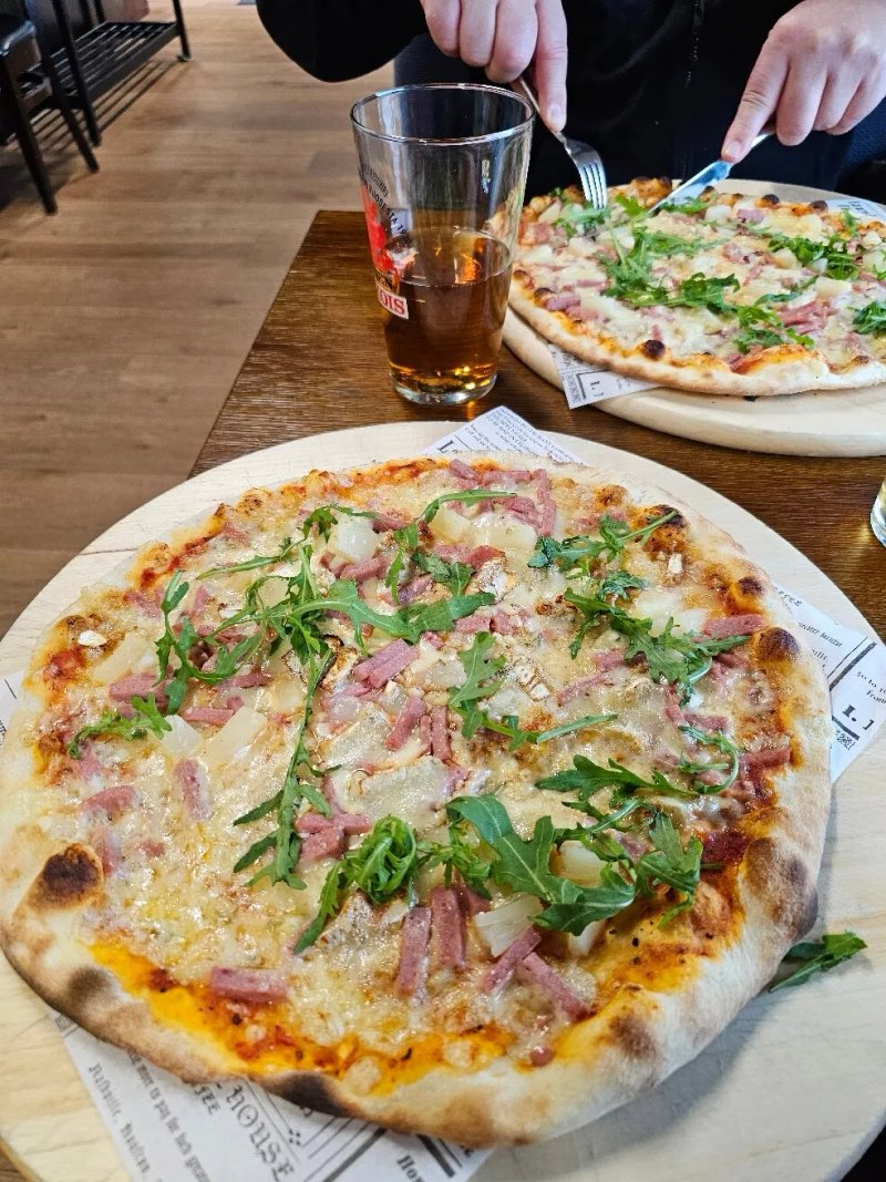 Vene Bar & Bistro