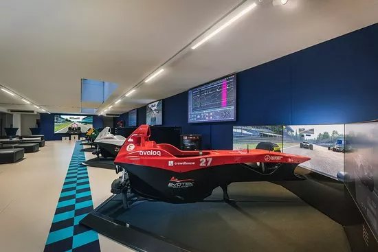 Racing Unleashed - Racing Simulators