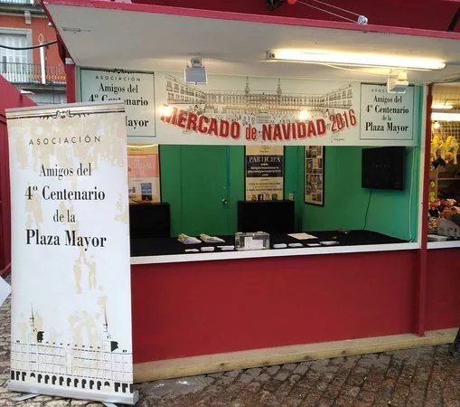 Asociacion de Amigos del 40 Centenario de la Plaza Mayor