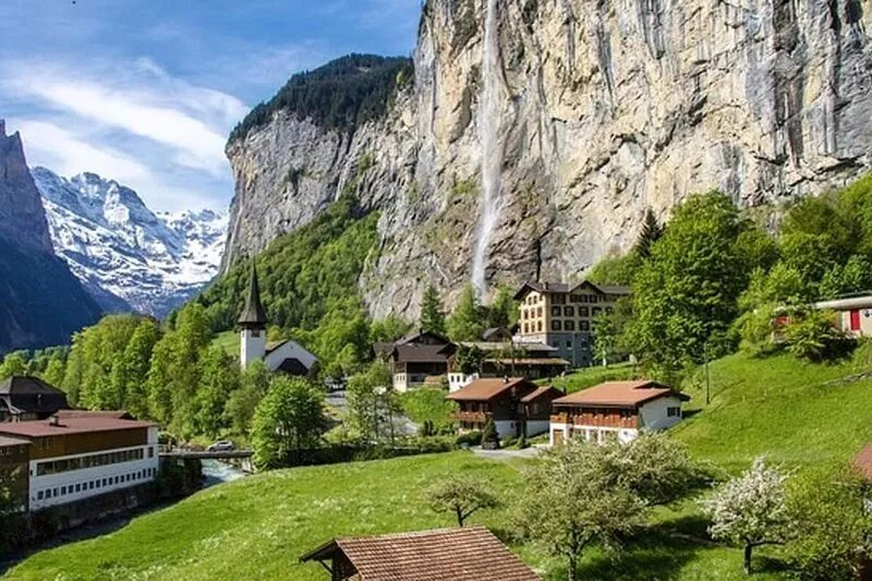 Chalet Edelweiss: Spacious Luxury, Stunning View