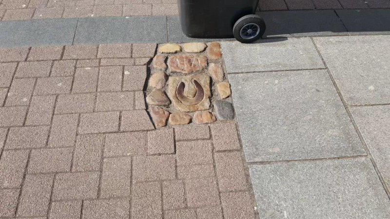 Hufeisen auf der Stechbahn