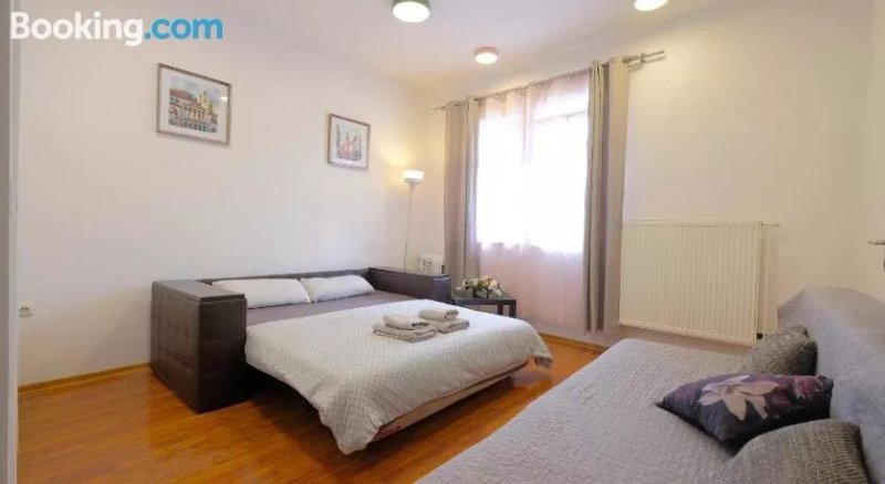 Apartma Zori