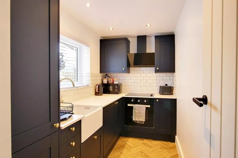 Delightful two bedroom cottage near town centre
