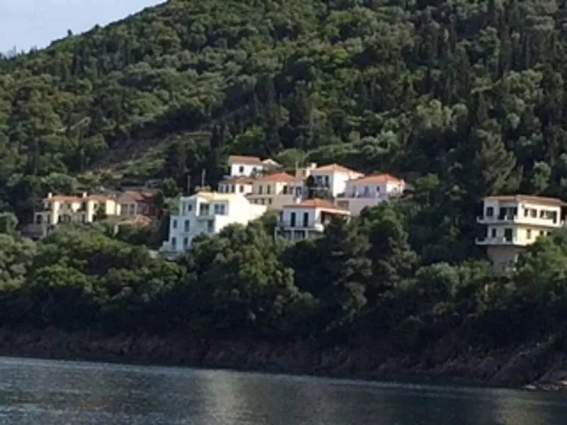 Zaros House.  Two bed traditional renovated house with sea views in Kioni.