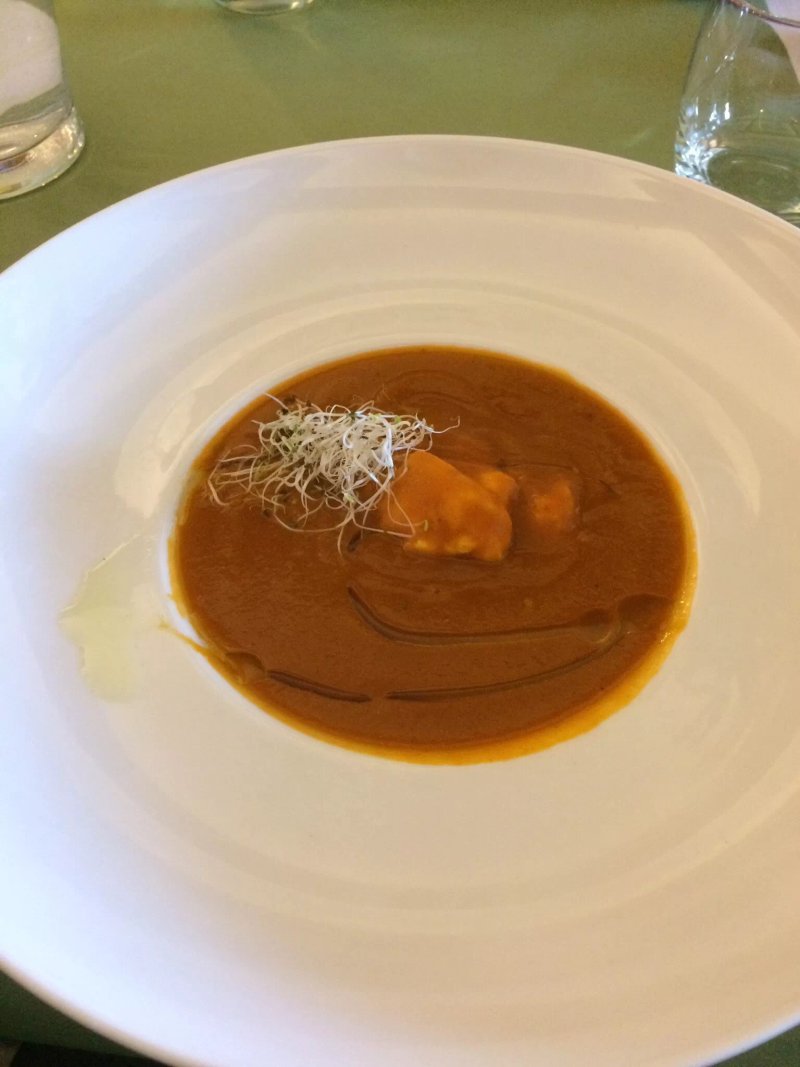 Lando Restaurant