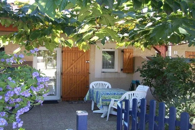 Peace and relaxation between nature reserve and sea for families, wifi