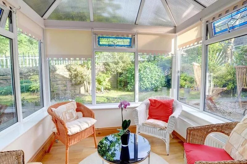 Southey Street - Two Bedroom House, Sleeps 4