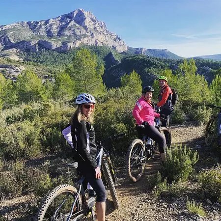 Aix Ebike & Guide