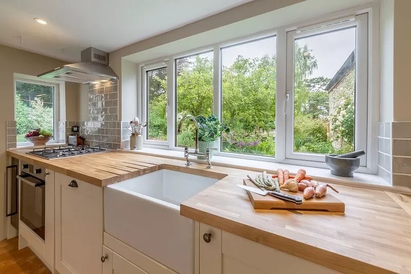 A very attractive detached character house, with pretty cottage garden.