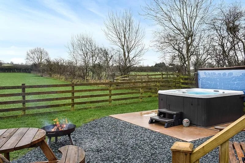 Greengill Farm Shepherds Hut- UKC3632