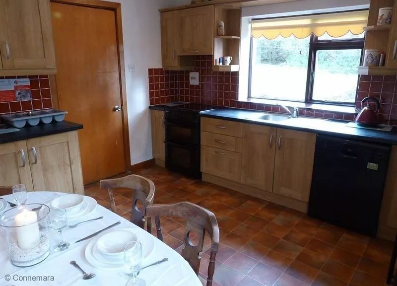 Beautiful location with mountains & sea views
