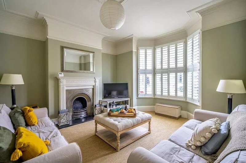 34 St Olave's  - sleeps 7 guests  in 3 bedrooms