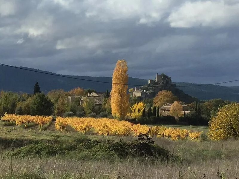 Loft in a lovely farm-house on the Mont-Ventoux's country side