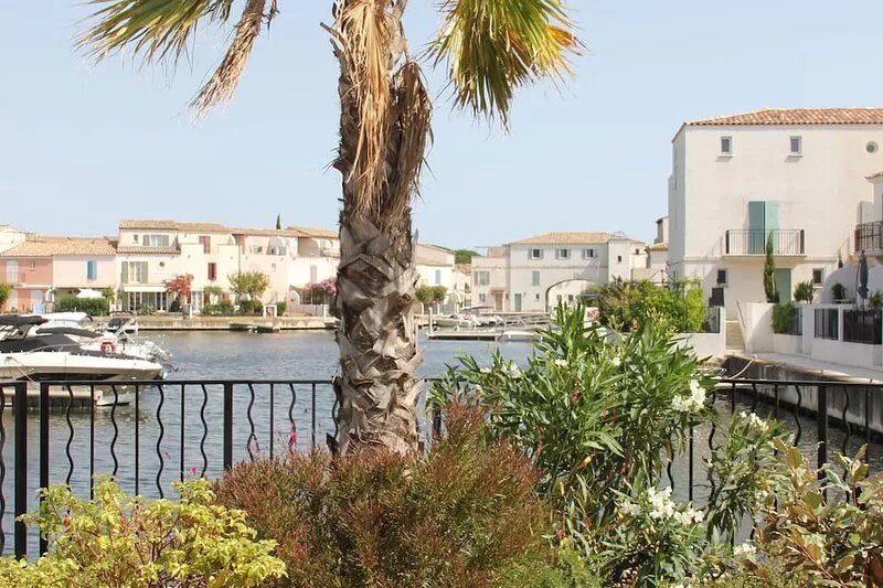 "La Batelière" Aigues Mortes, 4 bedrooms, 124m2, private pool, great comfort.
