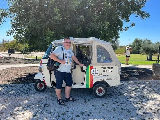 Herbi Tuk Tuk