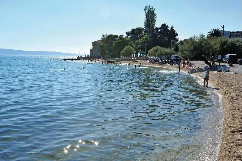 Lovely apartment in Kastel Kambelovac with WiFi
