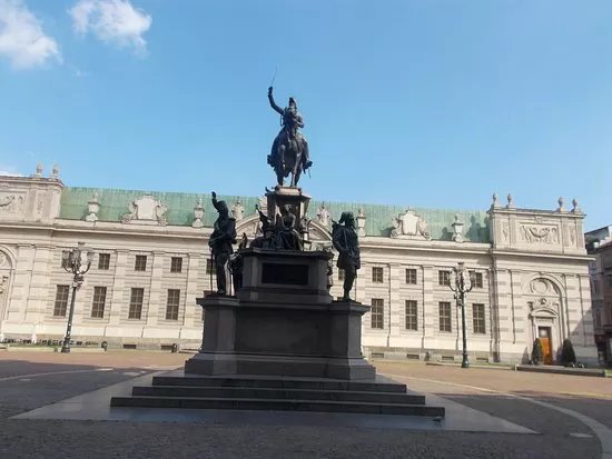 Monumento a Carlo Alberto