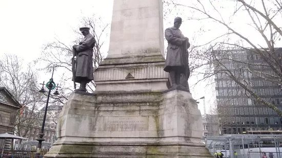 Euston War memorial
