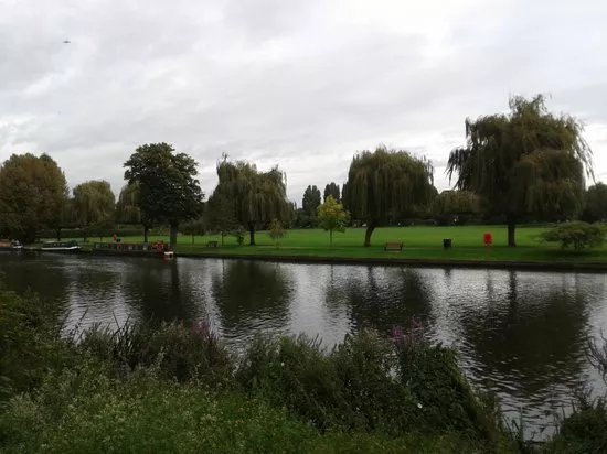Avon Bank Gardens
