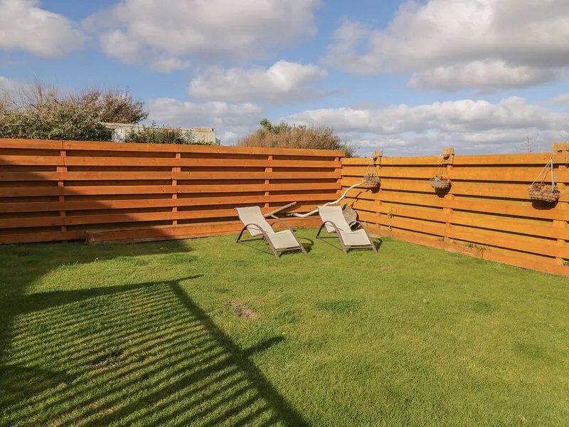 COED LLAI, pet friendly, country holiday cottage in Trearddur Bay